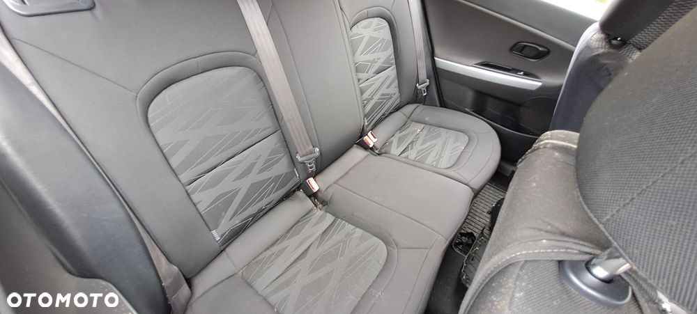 Kia Ceed - 6