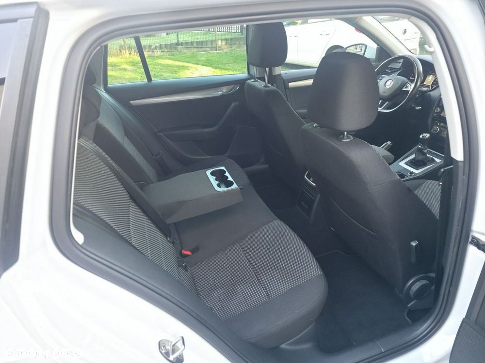 Skoda Octavia - 10