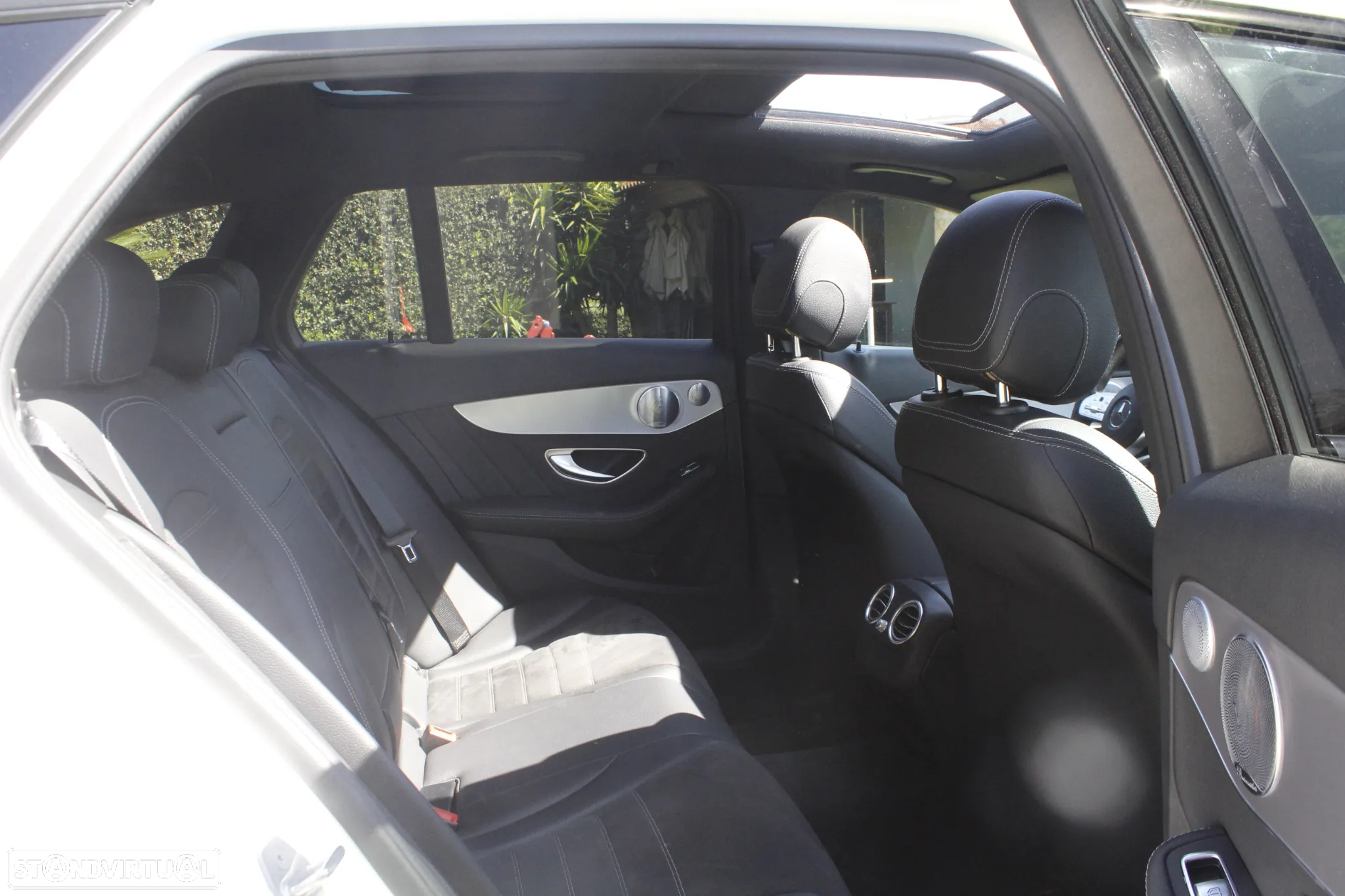 Mercedes-Benz C 300 de AMG Line - 13
