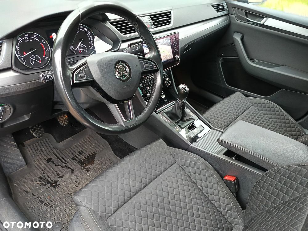 Skoda Superb 1.5 TSI ACT Style - 10