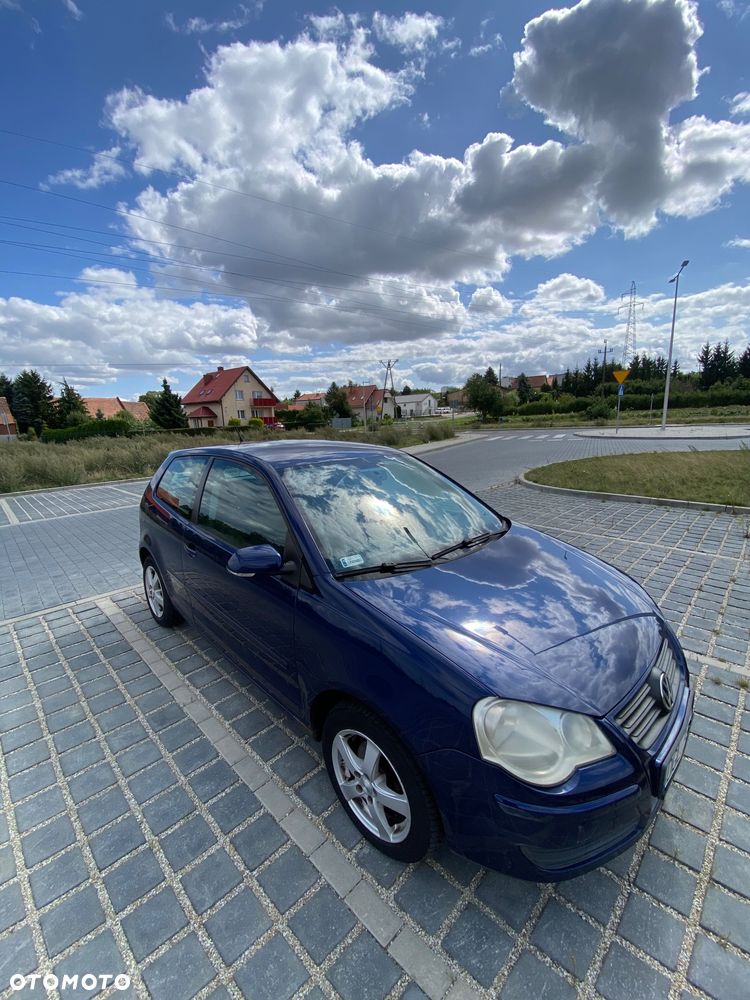 Volkswagen Polo 1.4 FSI - 1