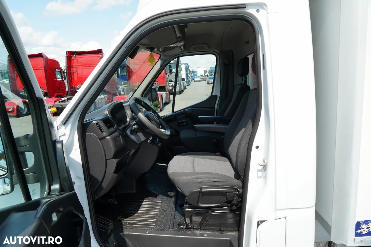 Renault MASTER / FRIGIDER / LAMBERT / UNITATE CARRIER XARIOS 350 / ELEVATOR DHOLLANDIA 750 KG / MASĂ NETĂ: 3500 KG / 2020 - 26