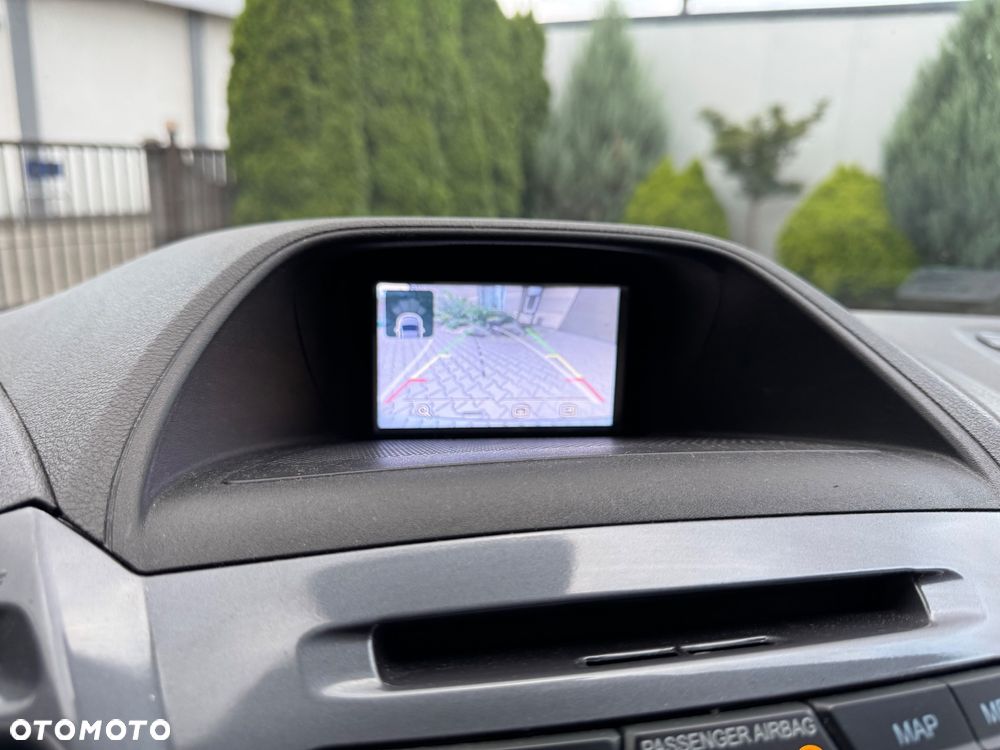 Ford Tourneo Custom 2.0 EcoBlue L1 Titanium - 22