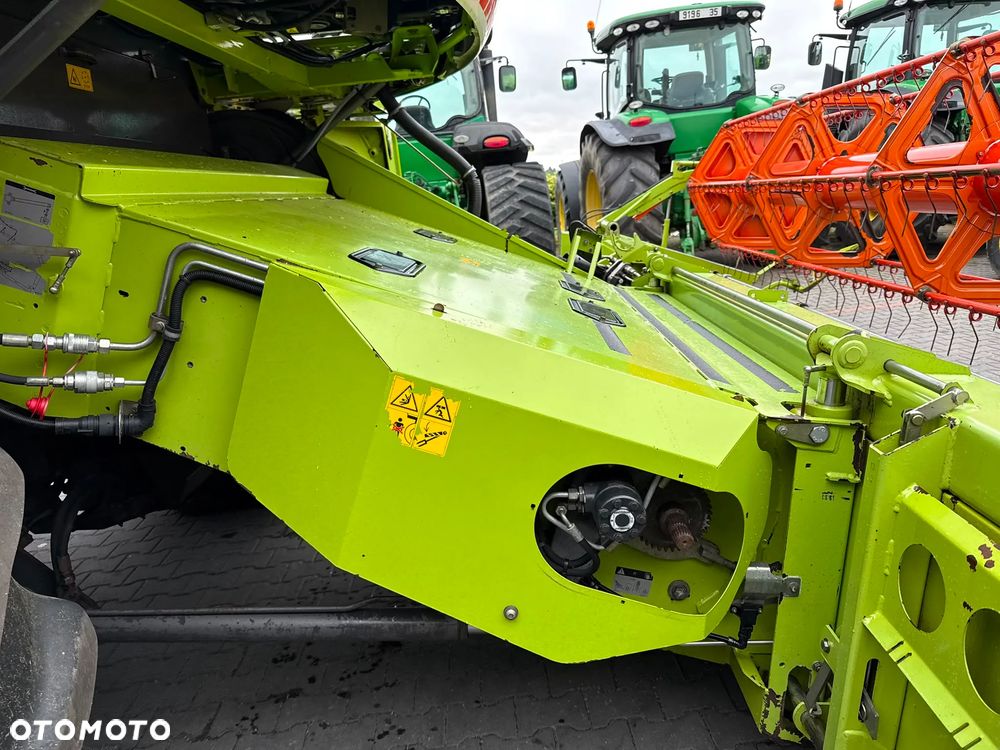 Claas LEXION 670 660  650 JOHN DEERE SERI T 670 - 14