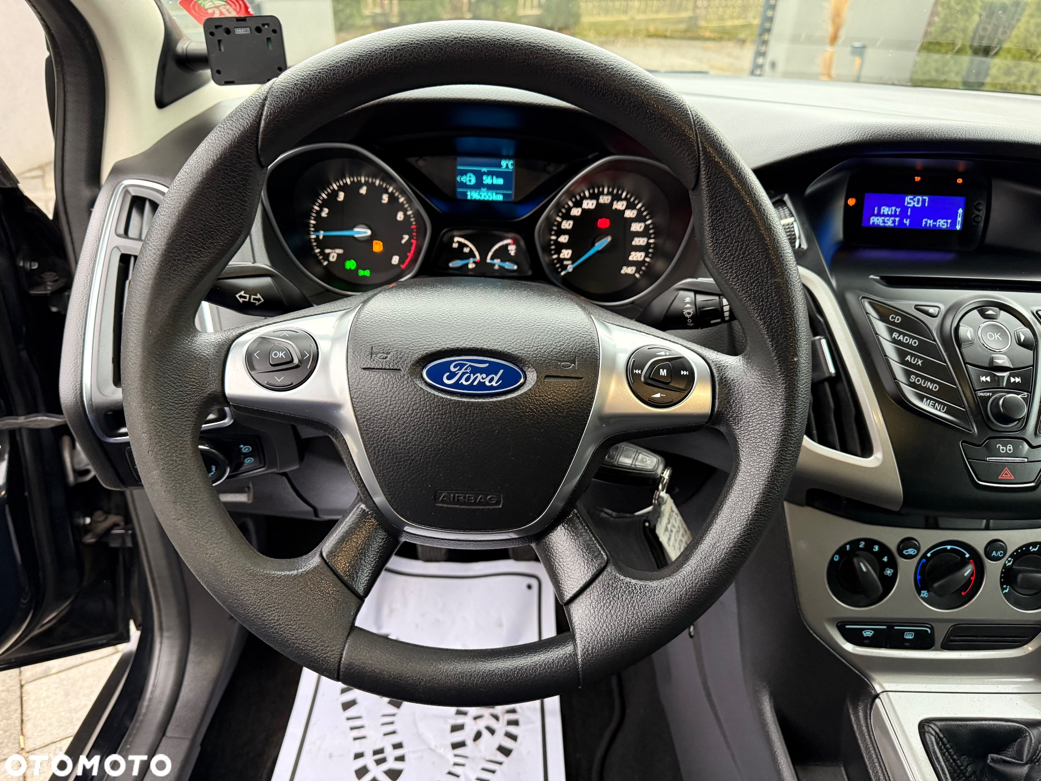 Ford Focus 1.6 Trend - 16