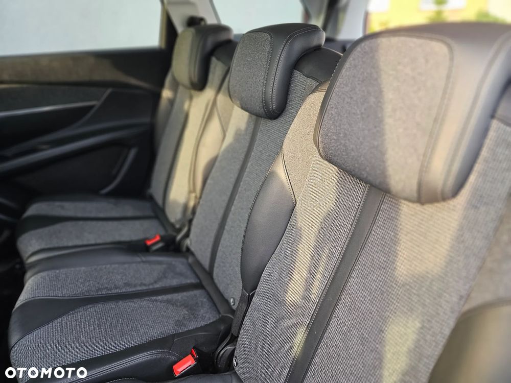 Peugeot 5008 1.5 BlueHDi Allure Pack S&S - 20