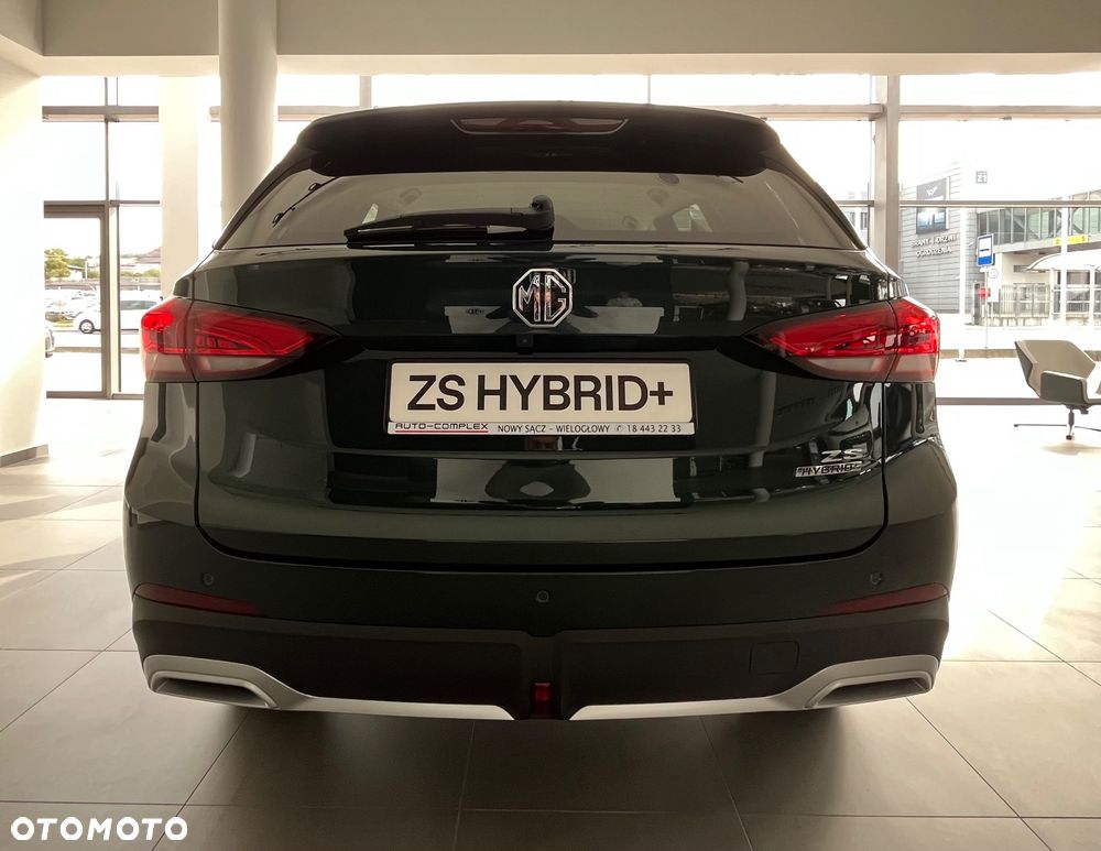 MG ZS Hybrid+ - 6