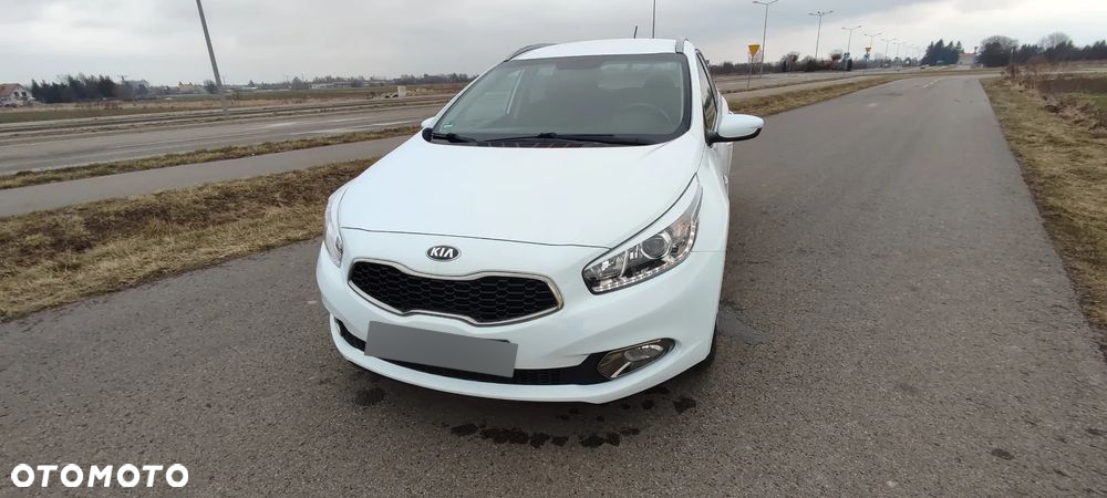 Kia Ceed Cee'd 1.6 GDI L Business Line - 17
