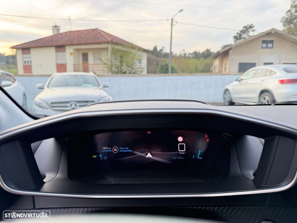 Peugeot 208 1.2 PureTech Allure Pack - 23