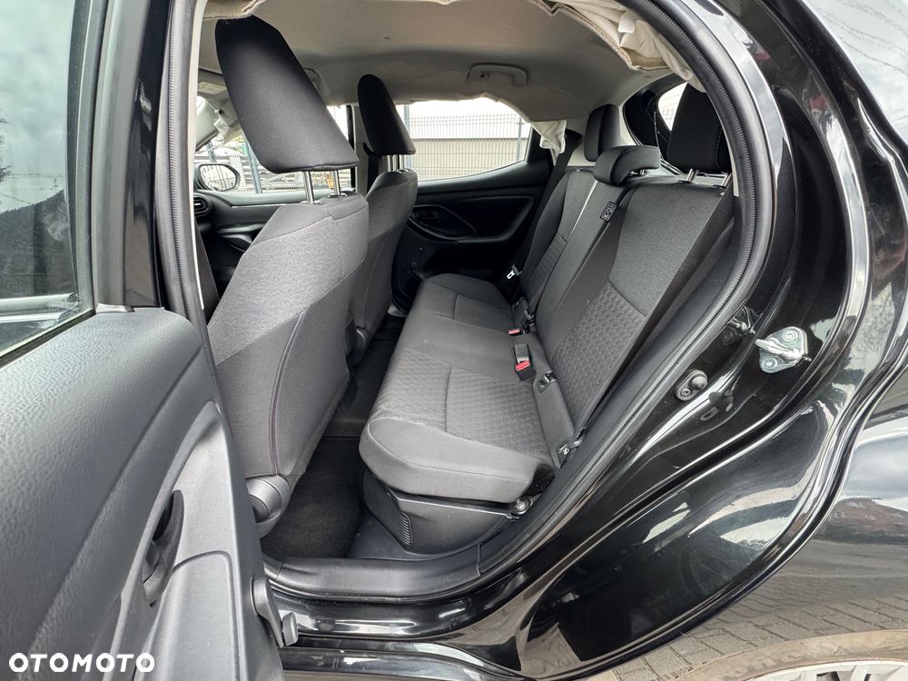 Toyota Yaris Hybrid 1.5 Style - 16