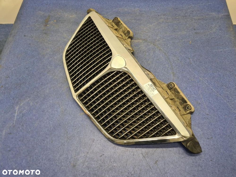 LANCIA PHEDRA ATRAPA / GRILL - 8
