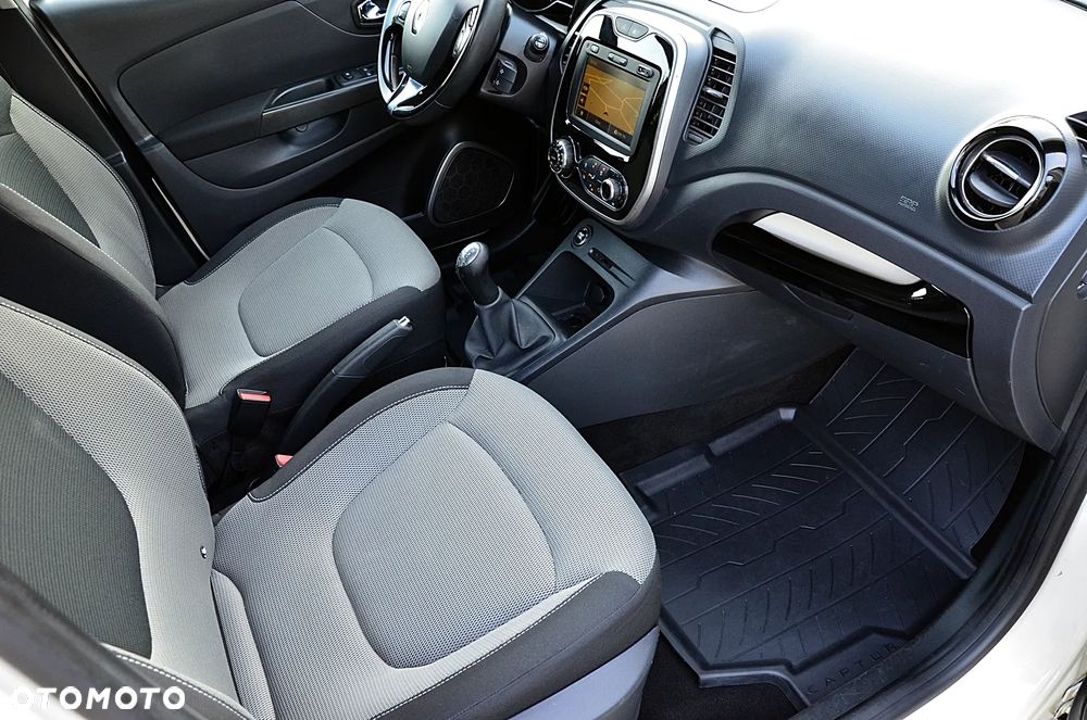 Renault Captur - 21