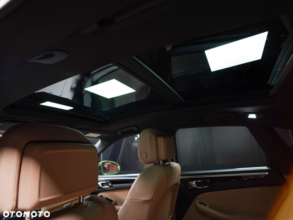 Porsche Macan S - 33