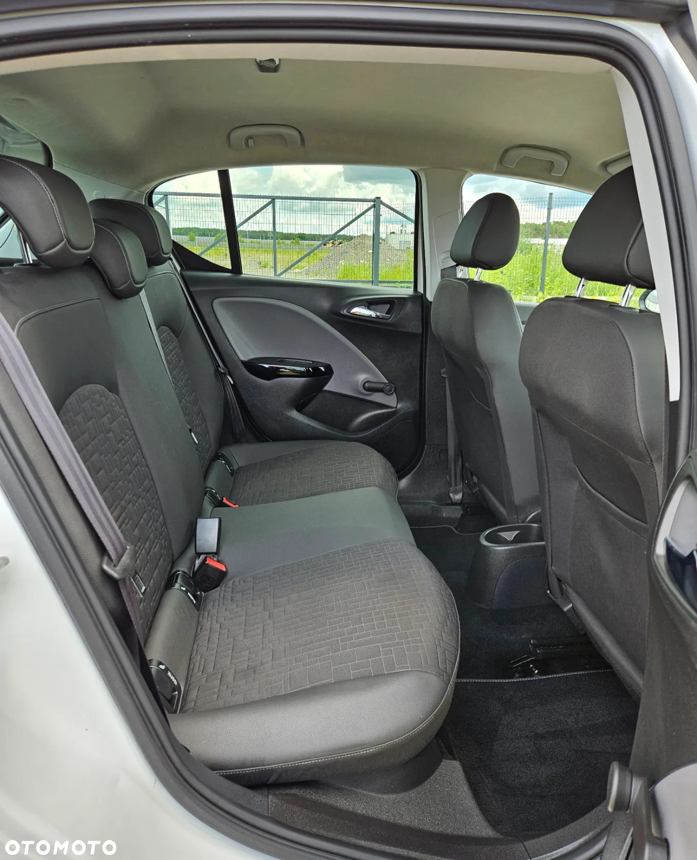 Opel Corsa 1.4 T Cosmo S&S - 23