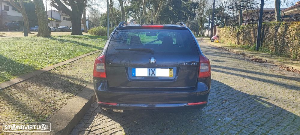 Skoda Octavia Break 1.6 TDi Sportline - 5