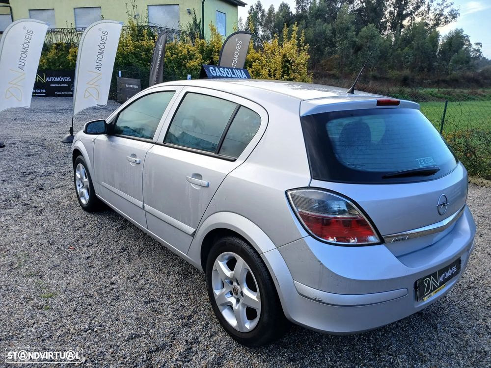 Opel Astra 1.4 Edition - 9