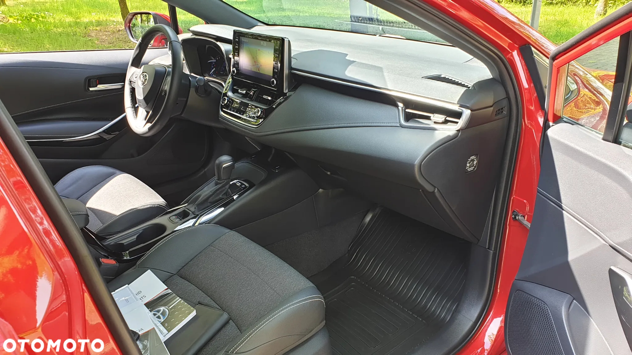 Toyota Corolla 1.8 Hybrid GPF Comfort - 27