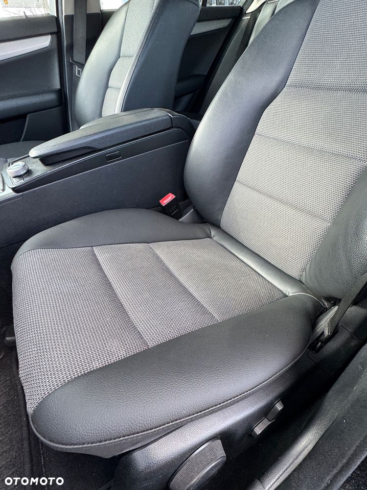 Mercedes-Benz Klasa C 220 CDI DPF Automatik BlueEFFICIENCY Avantgarde - 7