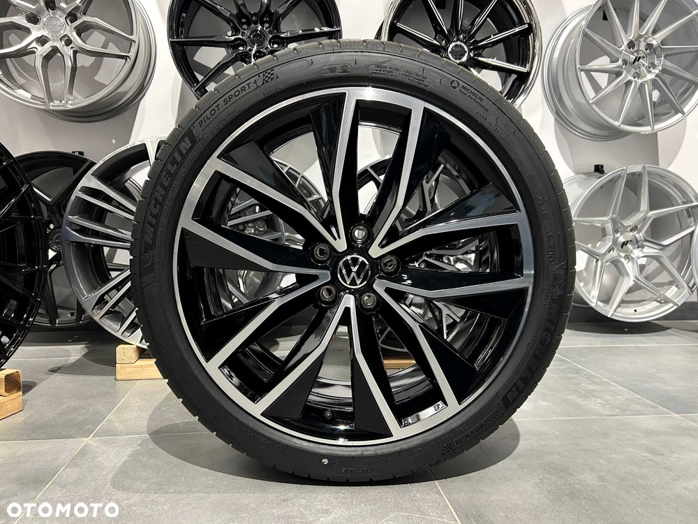 Oryginalne koła letnie 19 5x112 Skoda Superb III IV VW Passat B8 B9 Michelin - 1