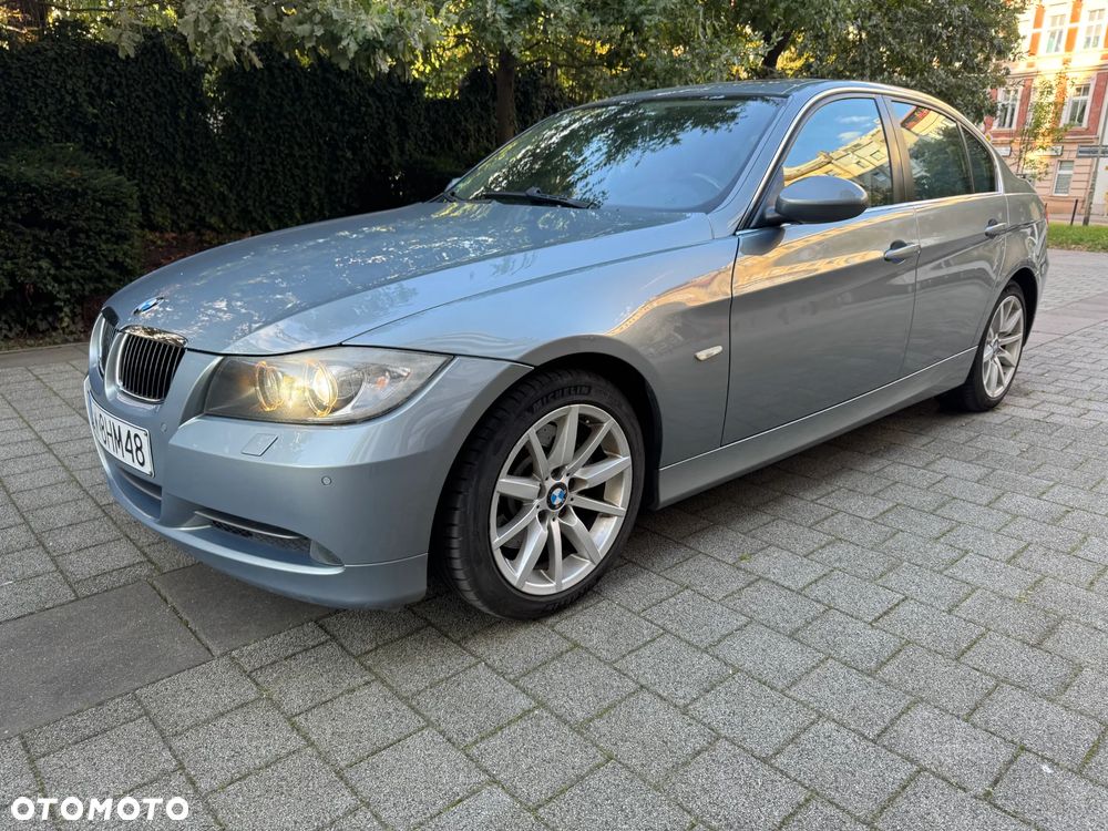 BMW Seria 3 330i - 6