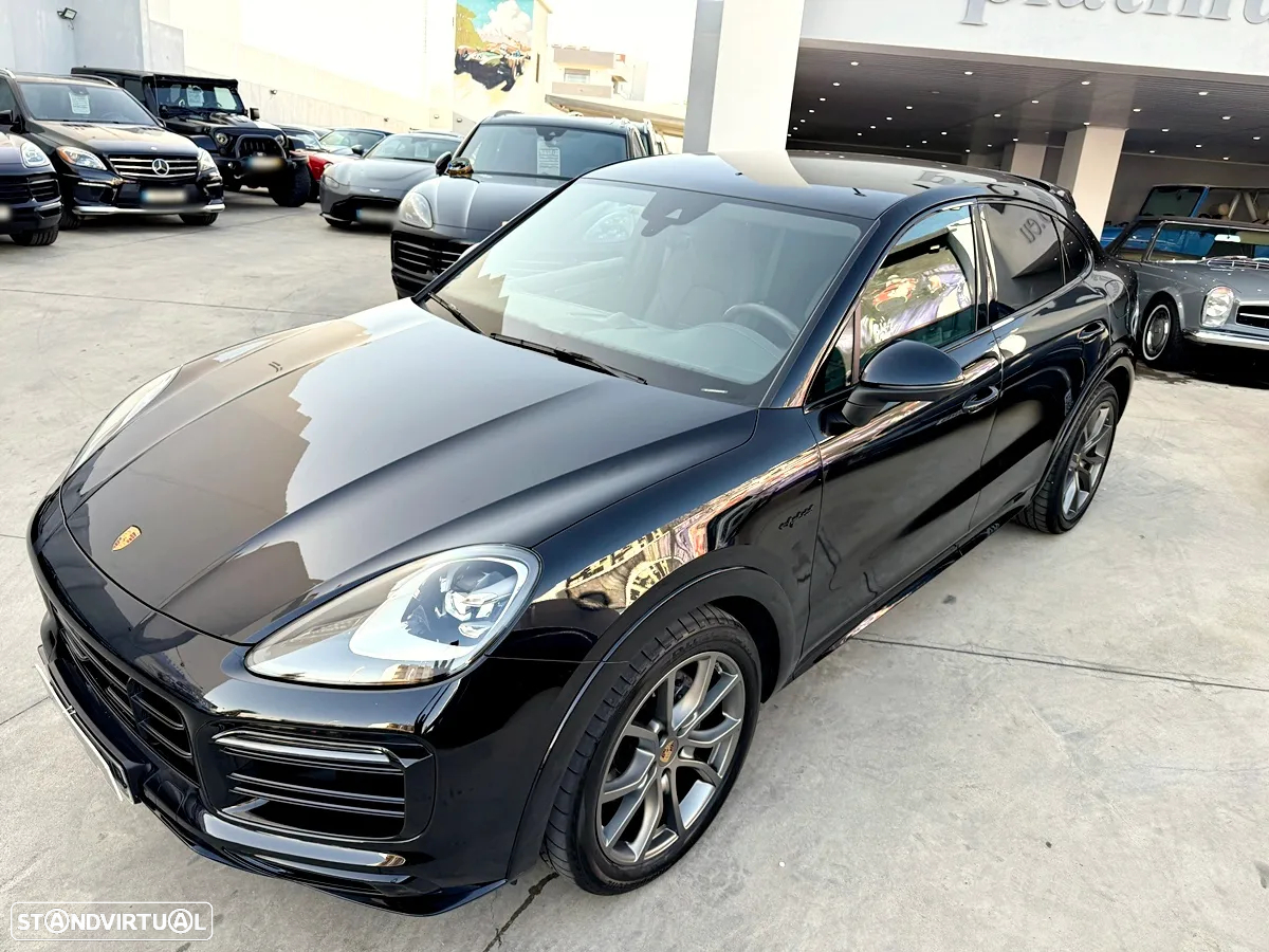 Porsche Cayenne Coupé E-Hybrid - 57