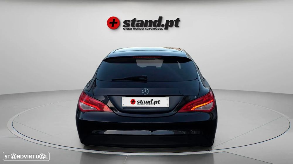 Mercedes-Benz CLA 180 Shooting Brake d AMG Line - 6