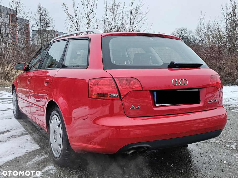 Audi A4 Avant 2.0 TDI - 4