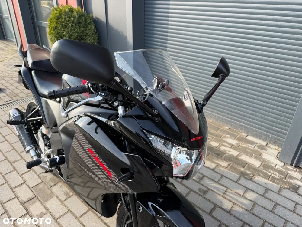 Honda CBR - 12