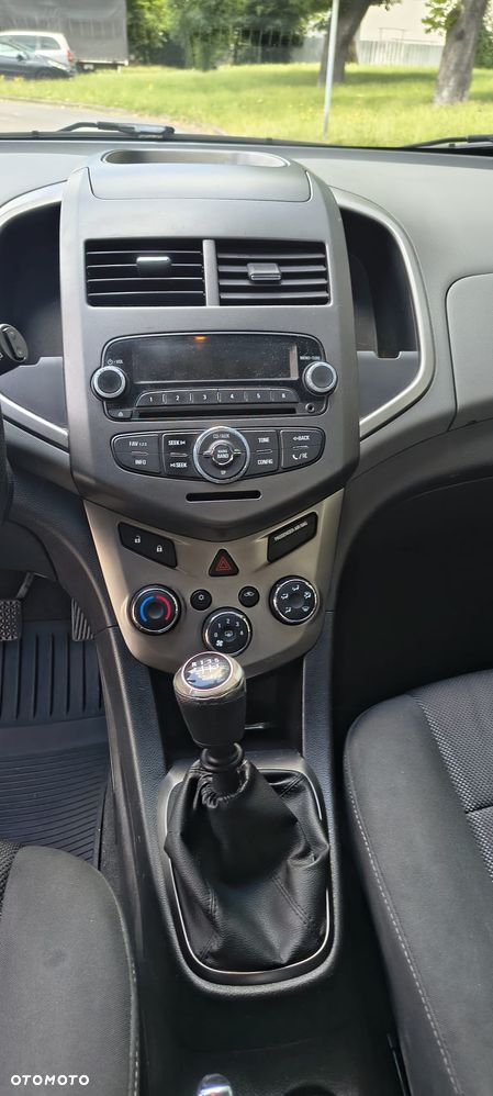 Chevrolet Aveo 1.4 16V LT EU5 - 9