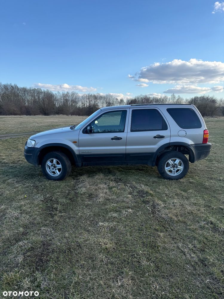 Ford Maverick - 14