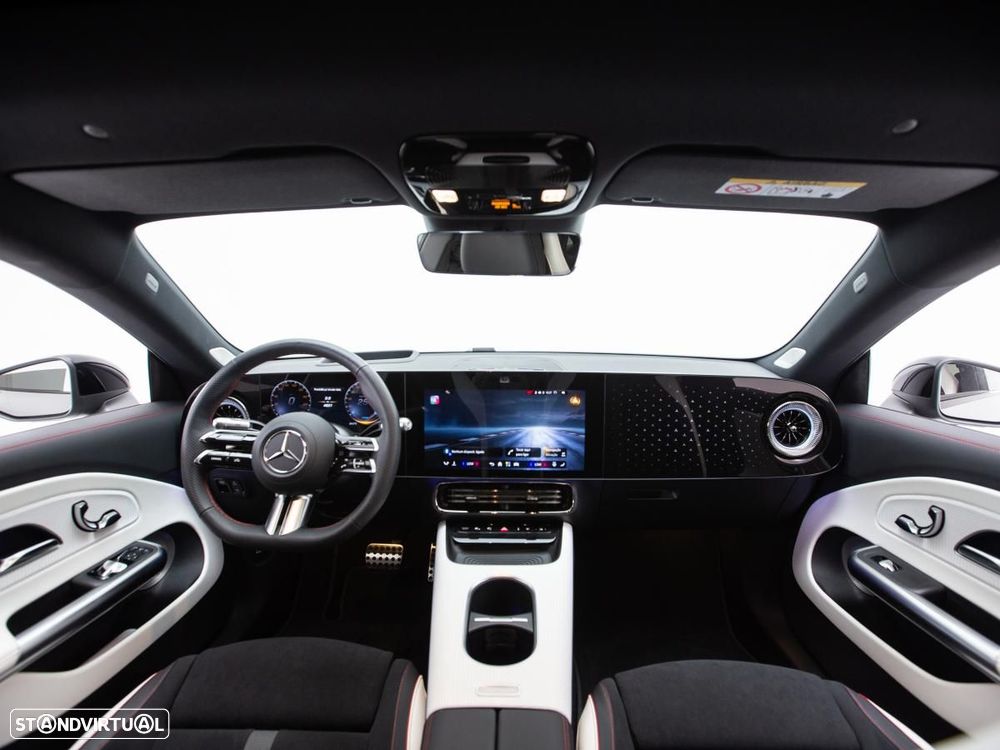 Mercedes-Benz CLA 350 EQ 4Matic - 8