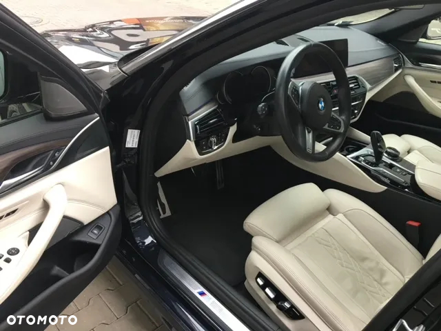 BMW Seria 5 540d xDrive M Sport sport - 7