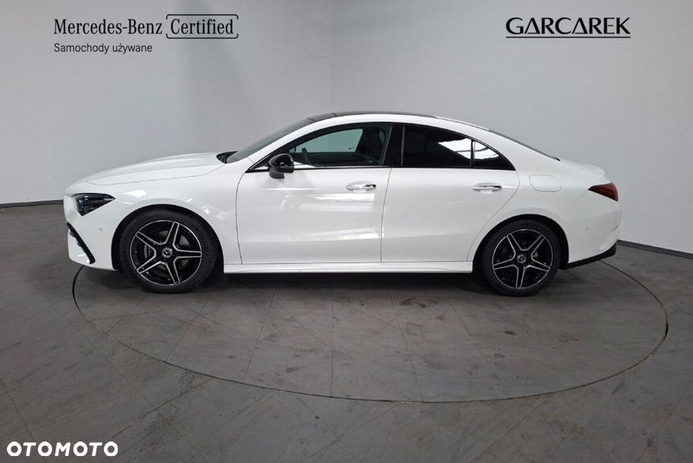 Mercedes-Benz CLA - 9