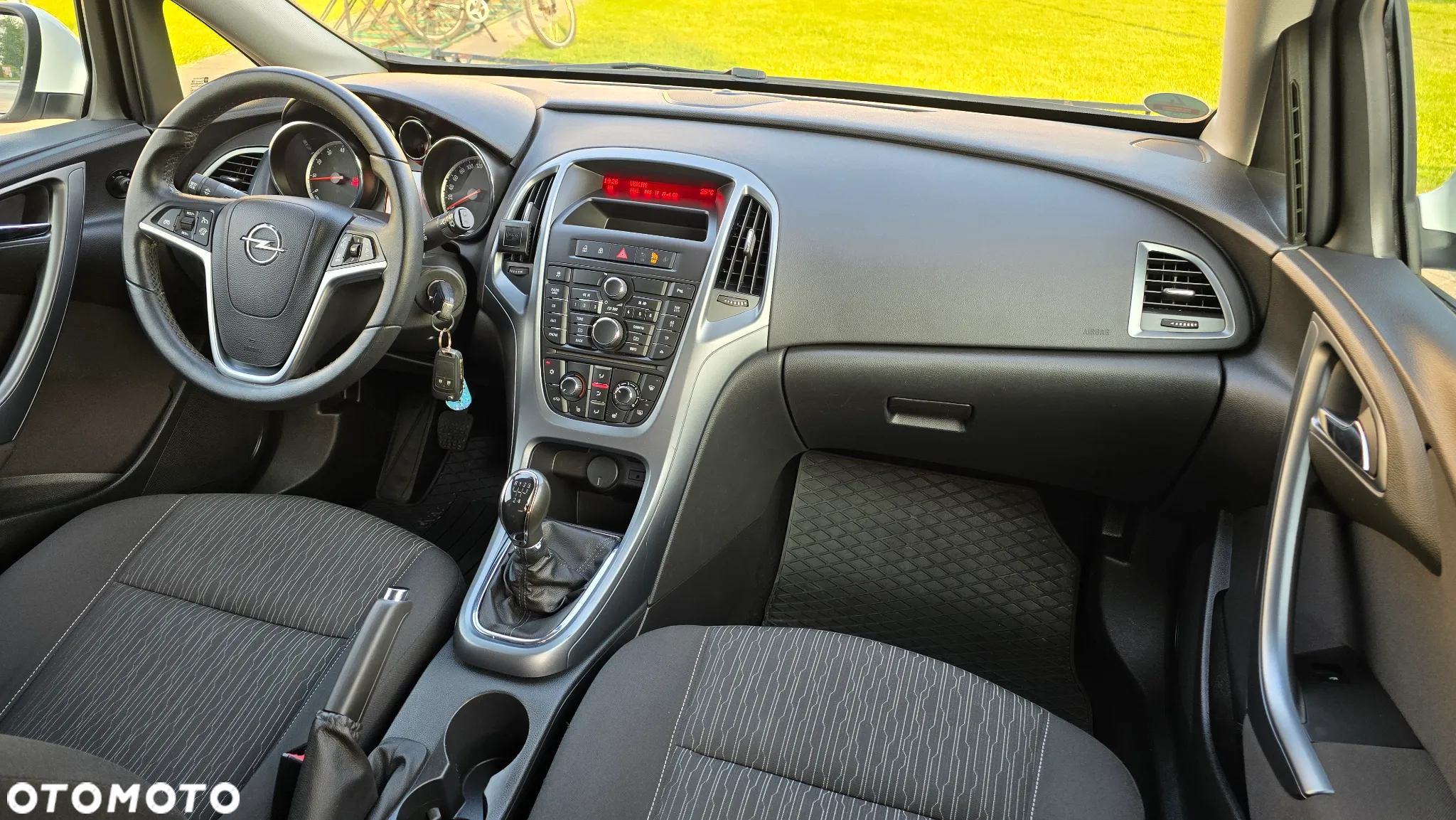 Opel Astra - 12