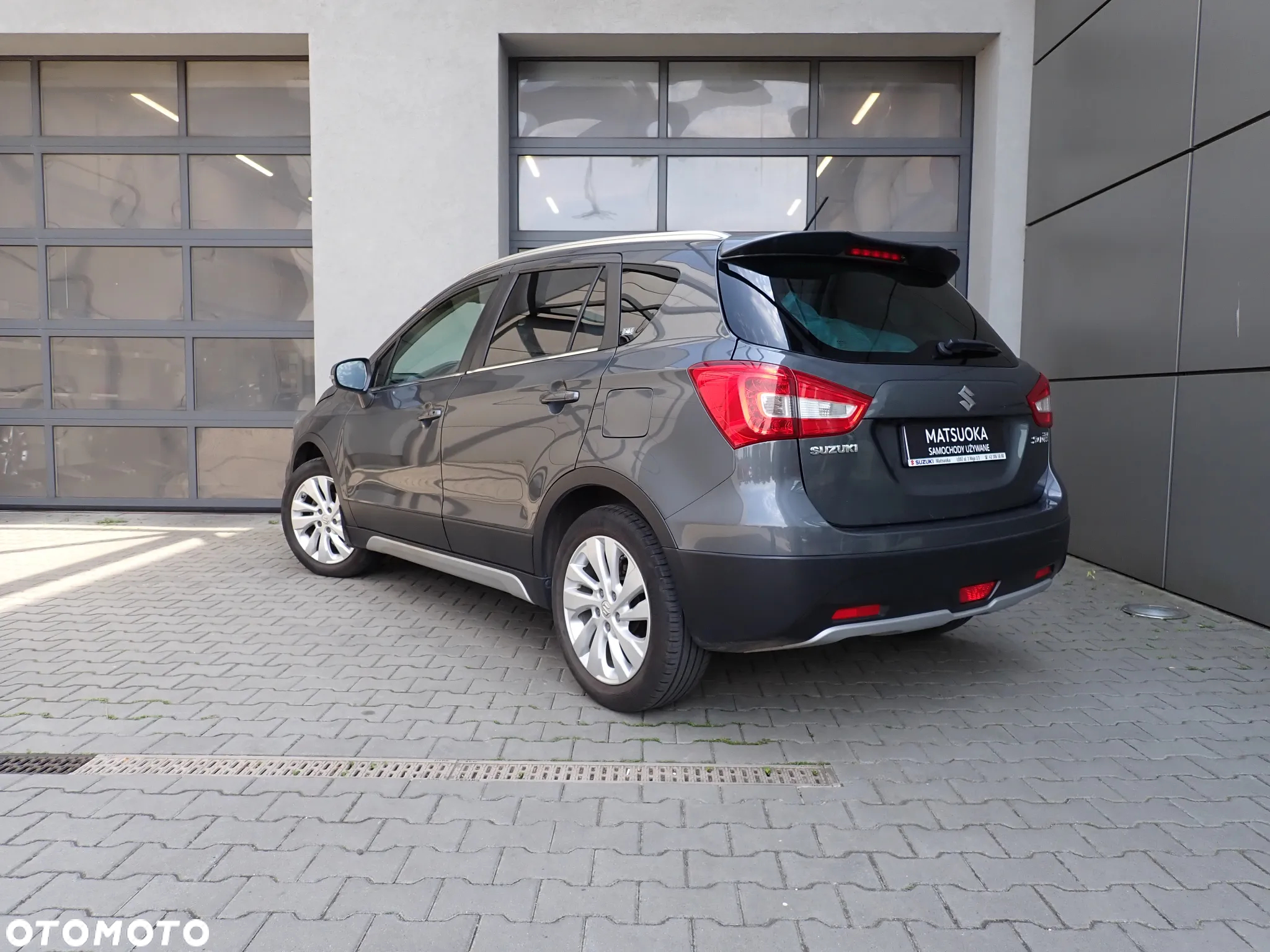 Suzuki SX4 S-Cross 1.0 T Premium - 9