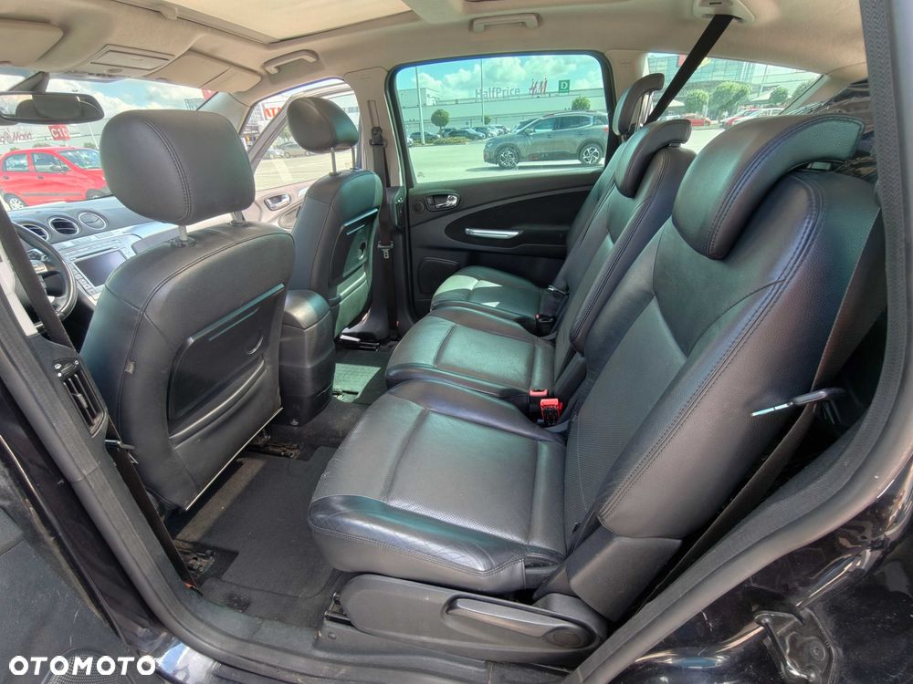 Ford S-Max - 8