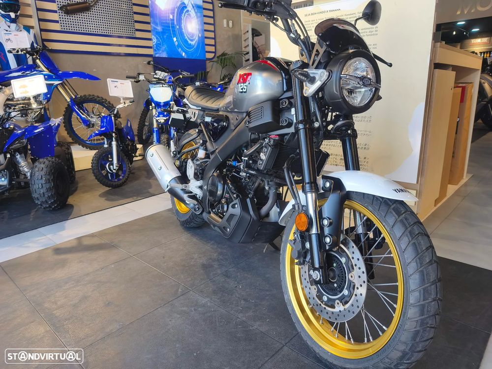 Yamaha XSR 125 Legacy - 3