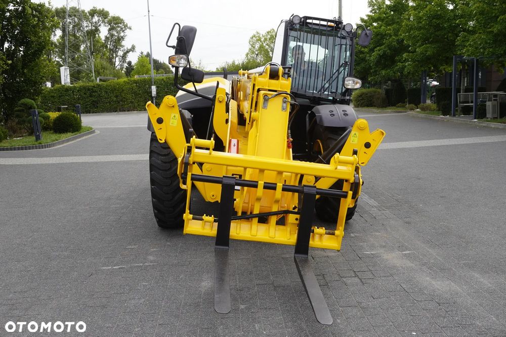 JCB 540-140 / 14 m / 1800 MTH_234573 - 12