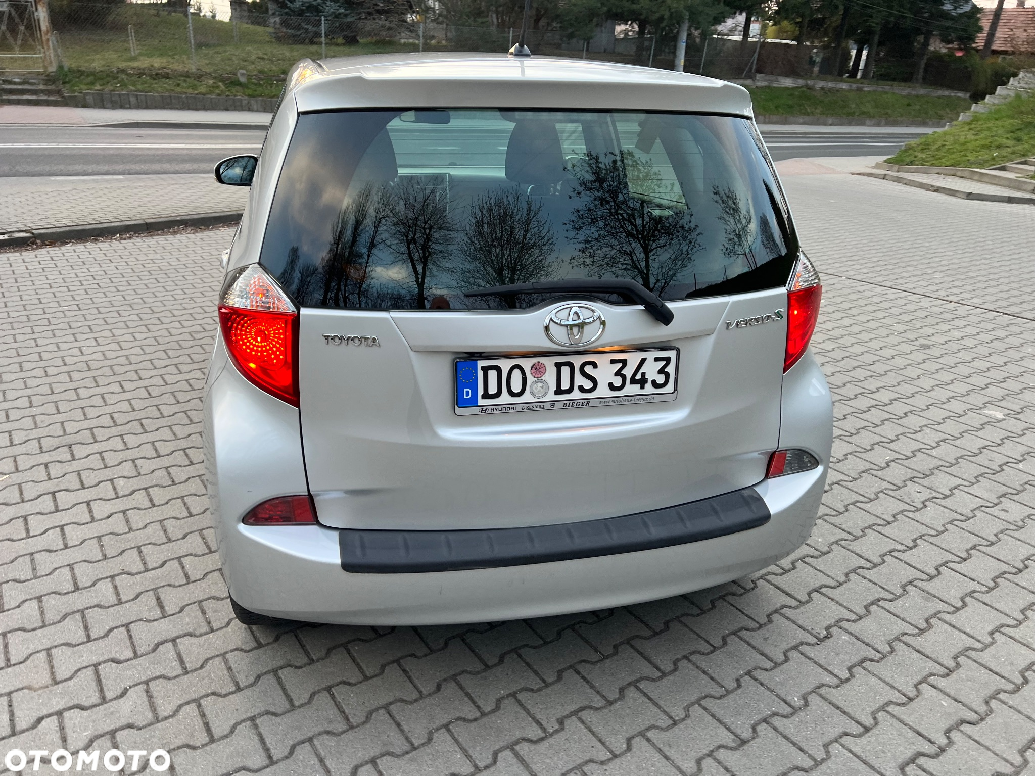 Toyota Verso S 1.33 Premium - 4