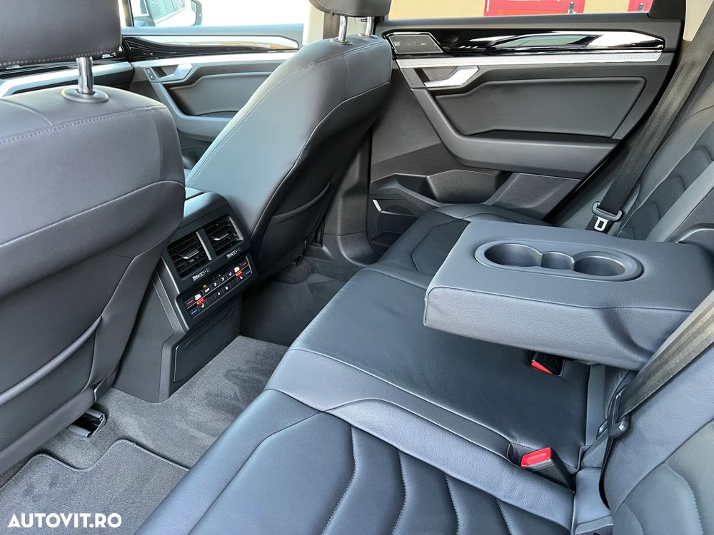 Volkswagen Touareg 3.0 V6 TDI 4Motion DPF Automatik - 8