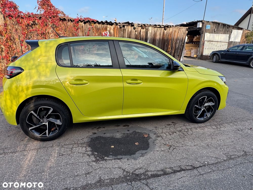 Peugeot 208 - 10