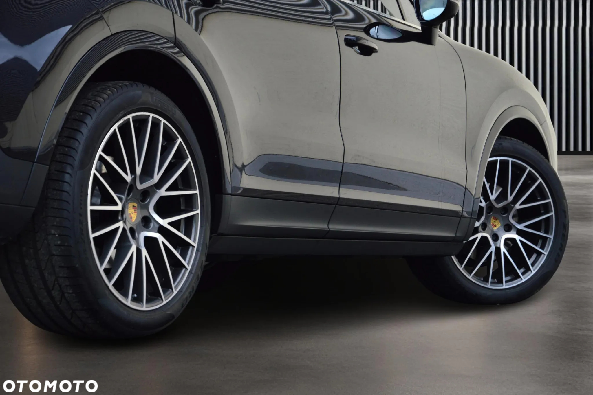 Porsche Cayenne Standard - 10