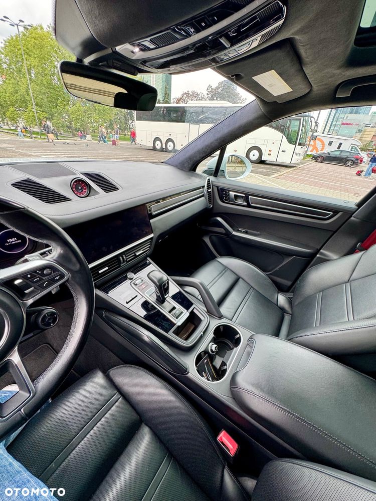 Porsche Cayenne GTS - 12