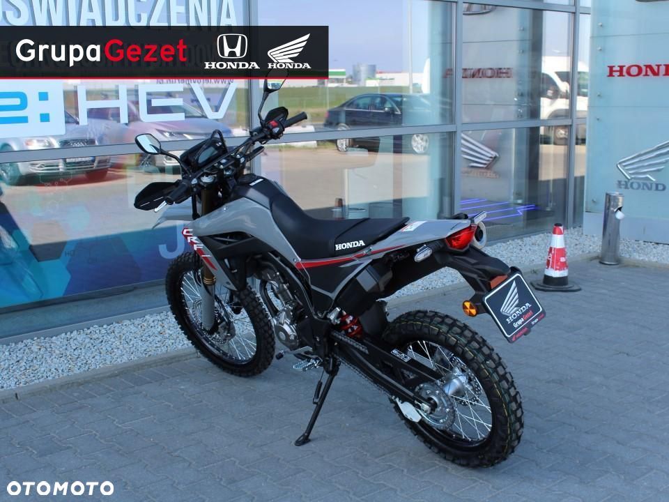 Honda CRF - 7
