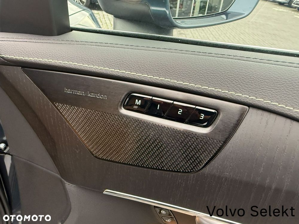 Volvo XC 90 - 37