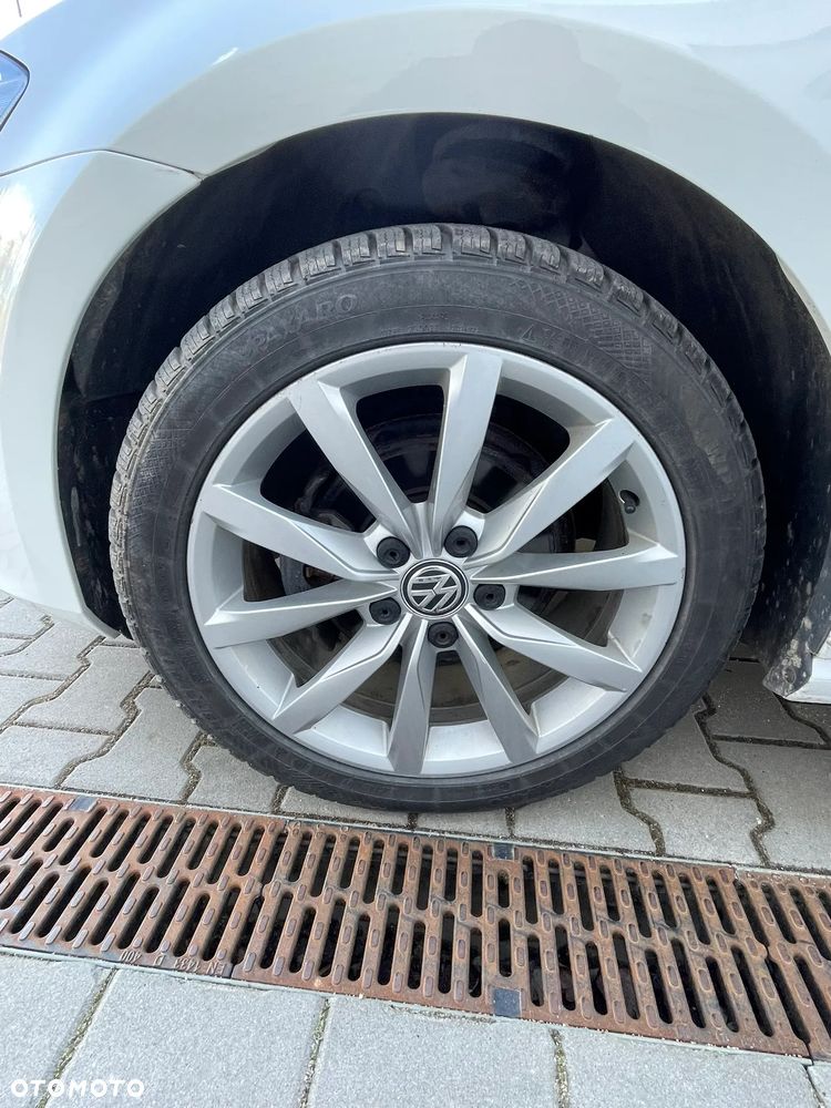 Volkswagen Golf 1.6 TDI BlueMotion Technology Trendline - 26