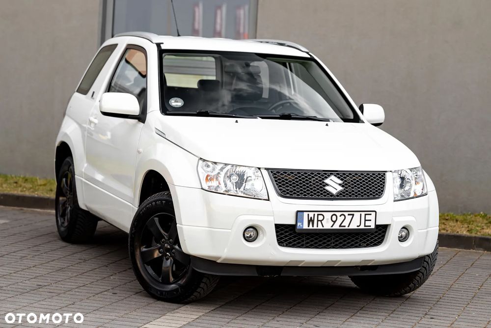 Suzuki Grand Vitara 1.6 Black&White - 8