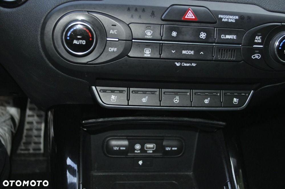 Kia Sorento - 15