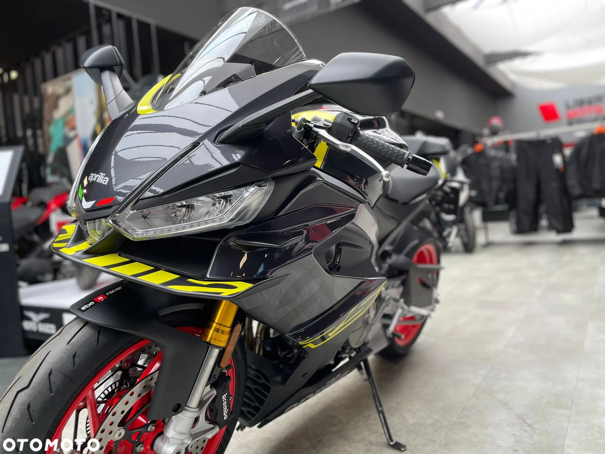 Aprilia RS - 8