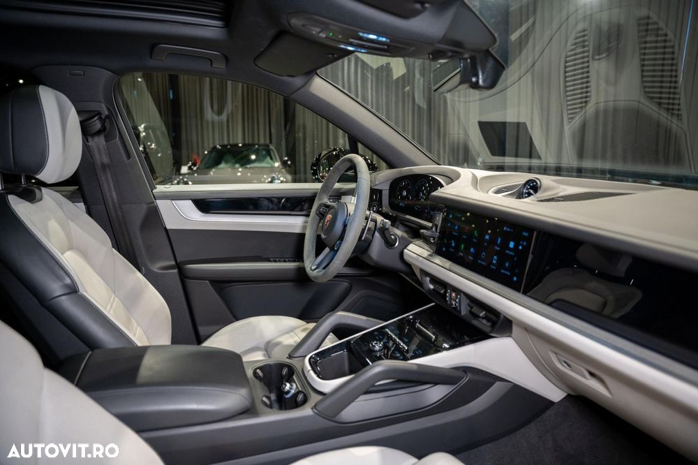 Porsche Cayenne S E-Hybrid - 30